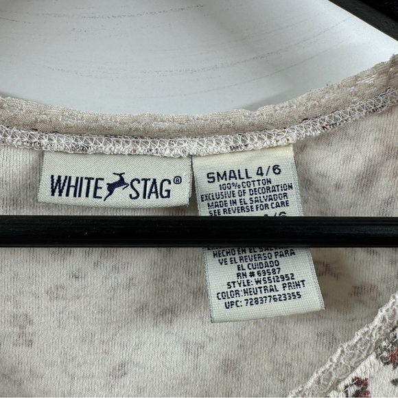 White Stag White Floral V-Neck Top Women’s Size Small Short Sleeve - Picture 4 of 5